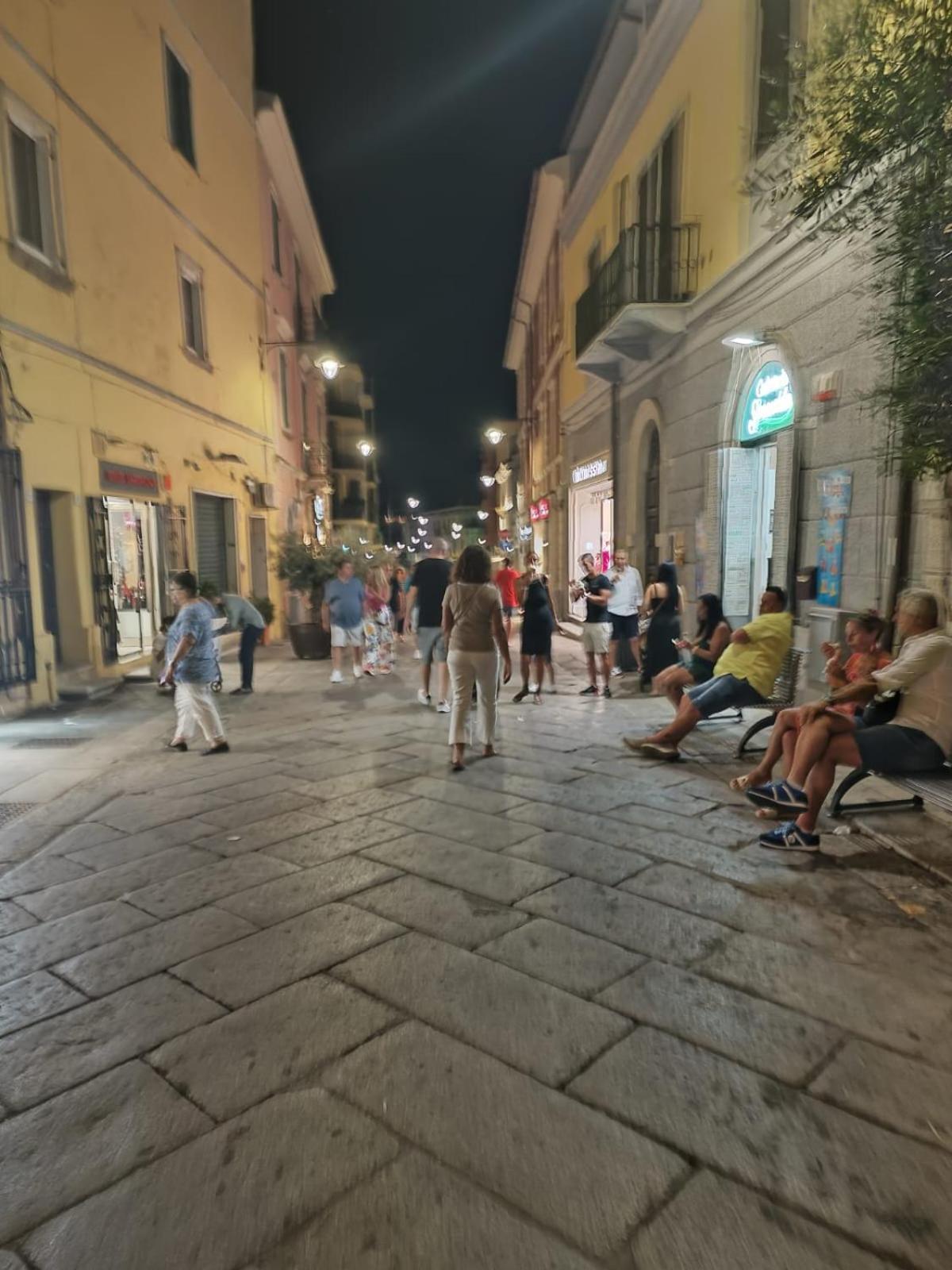 Sorella Luna Room Boutique, Centro Di Olbia Eksteriør bilde