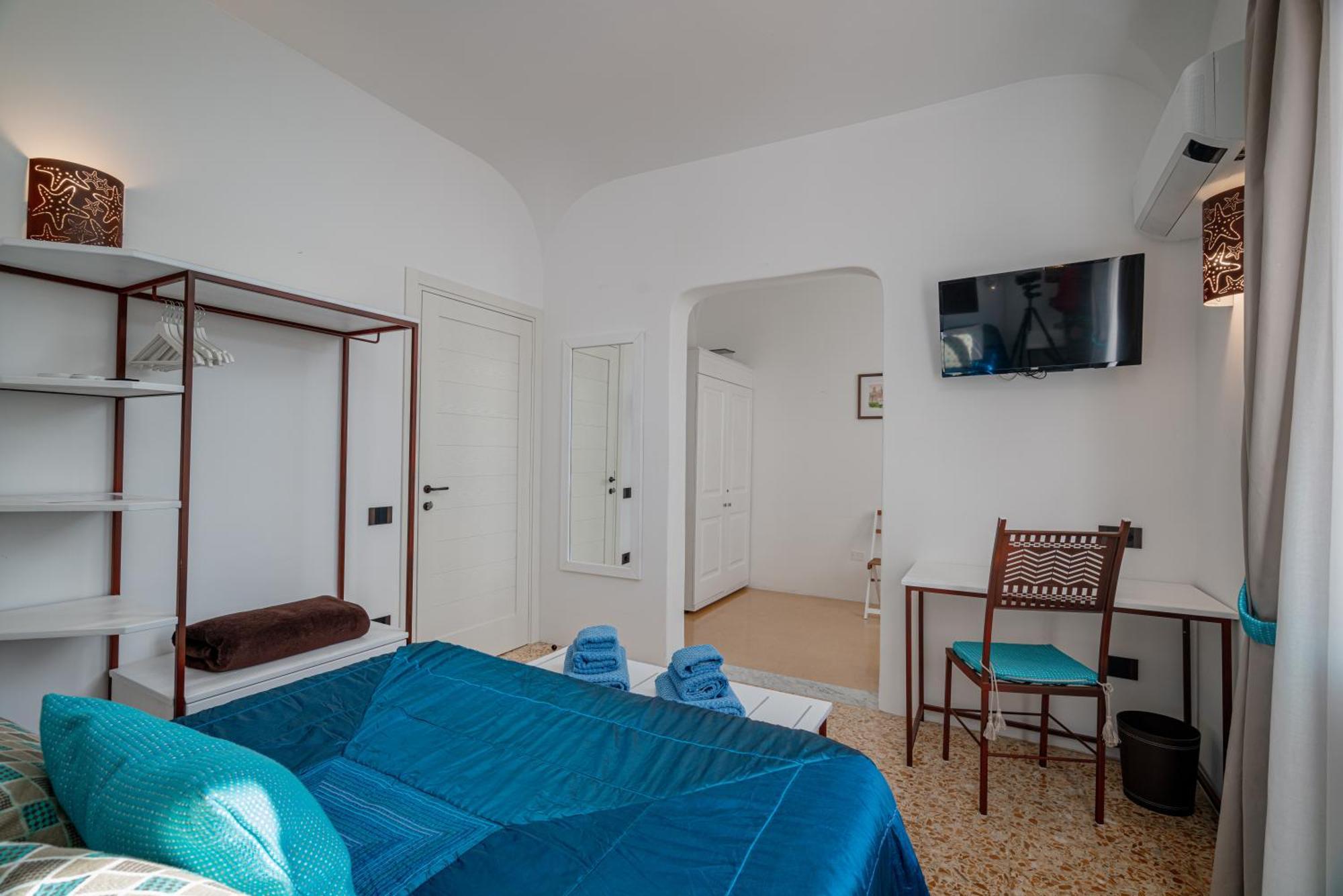 Sorella Luna Room Boutique, Centro Di Olbia Eksteriør bilde